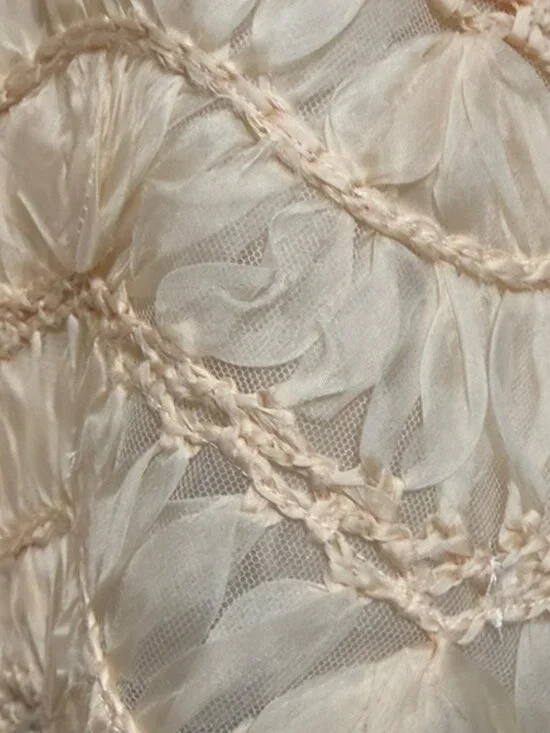 ZIMMERMANNIlluminate macramé and tulle-trimmed gathered silk- organza blouse - Picture 2 of 9